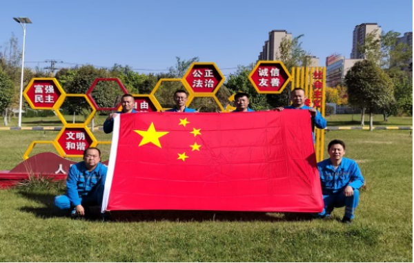 20251001 最美中國(guó)紅！海螺新材各單位國(guó)慶氛圍已“拉滿”649