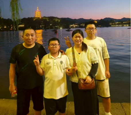 20251006月滿中秋 情系海螺  我們的全家福378