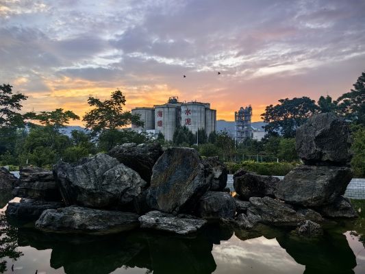 為霞尚滿(mǎn)天，梁平海螺譚嬌_副本